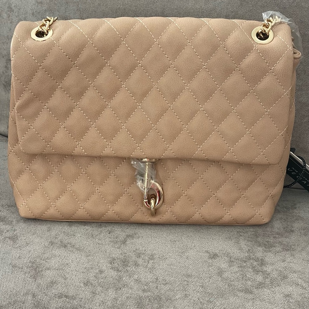 Fashionable handbag